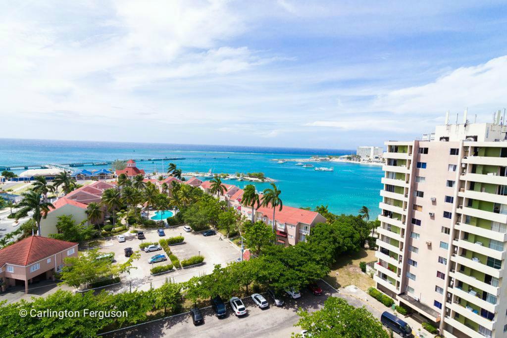 Fisherman'S Point Beach-Front Condomania Ocho Rios Exterior foto